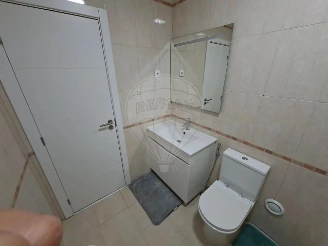 Apartamento T2 para Venda em Seixal, Arrentela e Aldeia de Paio Pires Foto 6