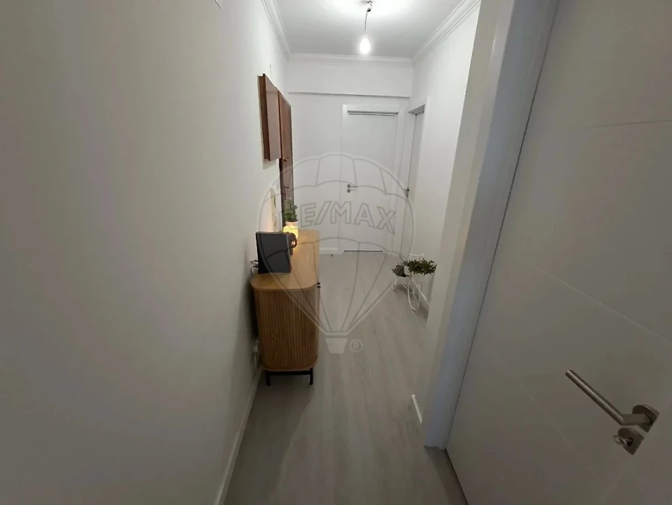Apartamento T2 para Venda em Seixal, Arrentela e Aldeia de Paio Pires Foto 9