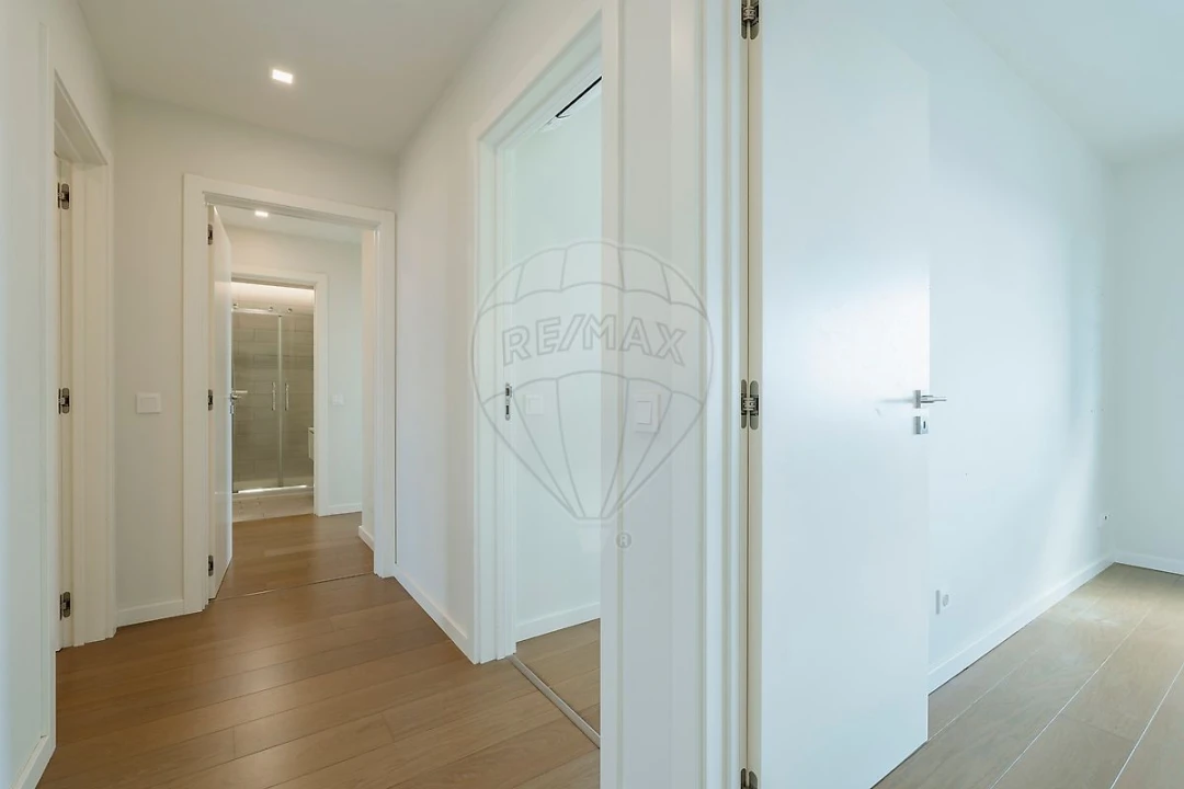 Apartamento T3 para Arrendamento em Carcavelos e Parede Foto 12