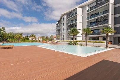 Apartamento T3 para Arrendamento em Carcavelos e Parede