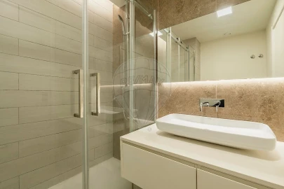 Apartamento T3 para Arrendamento em Carcavelos e Parede