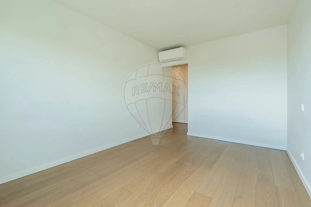 Apartamento T3 para Arrendamento em Carcavelos e Parede Foto 20