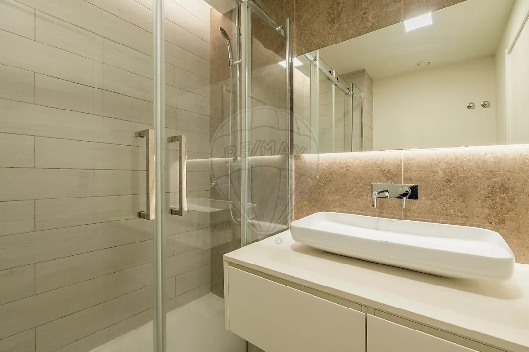Apartamento T3 para Arrendamento em Carcavelos e Parede Foto 24