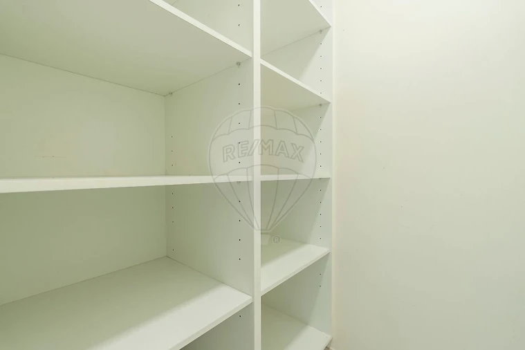 Apartamento T3 para Arrendamento em Carcavelos e Parede Foto 26