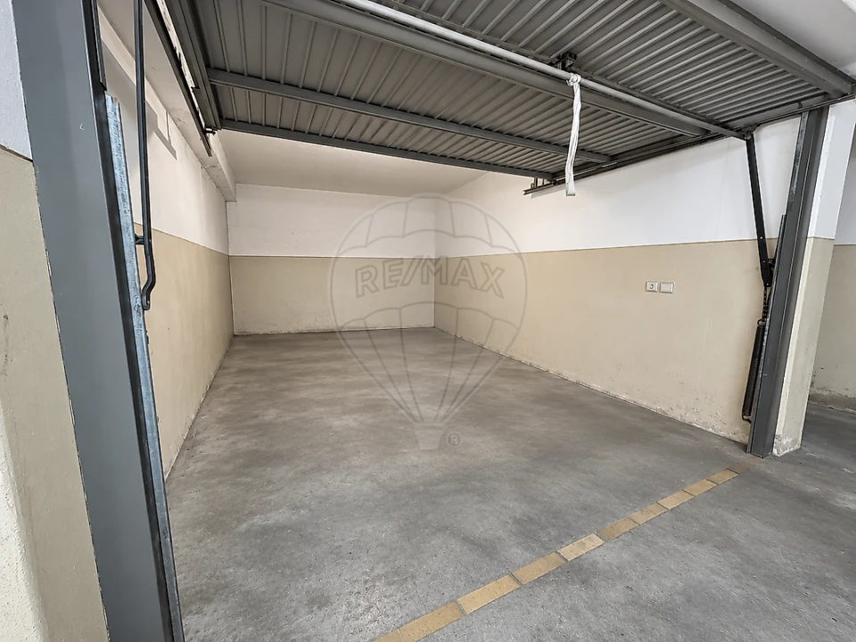 Apartamento T2 para Venda em Pedrouços Foto 16
