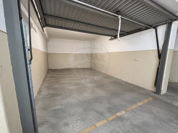 Apartamento T2 para Venda em Pedrouços