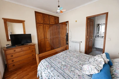 Apartamento T2 para Venda em Pedrouços