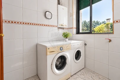 Apartamento T2 para Venda em Pedrouços