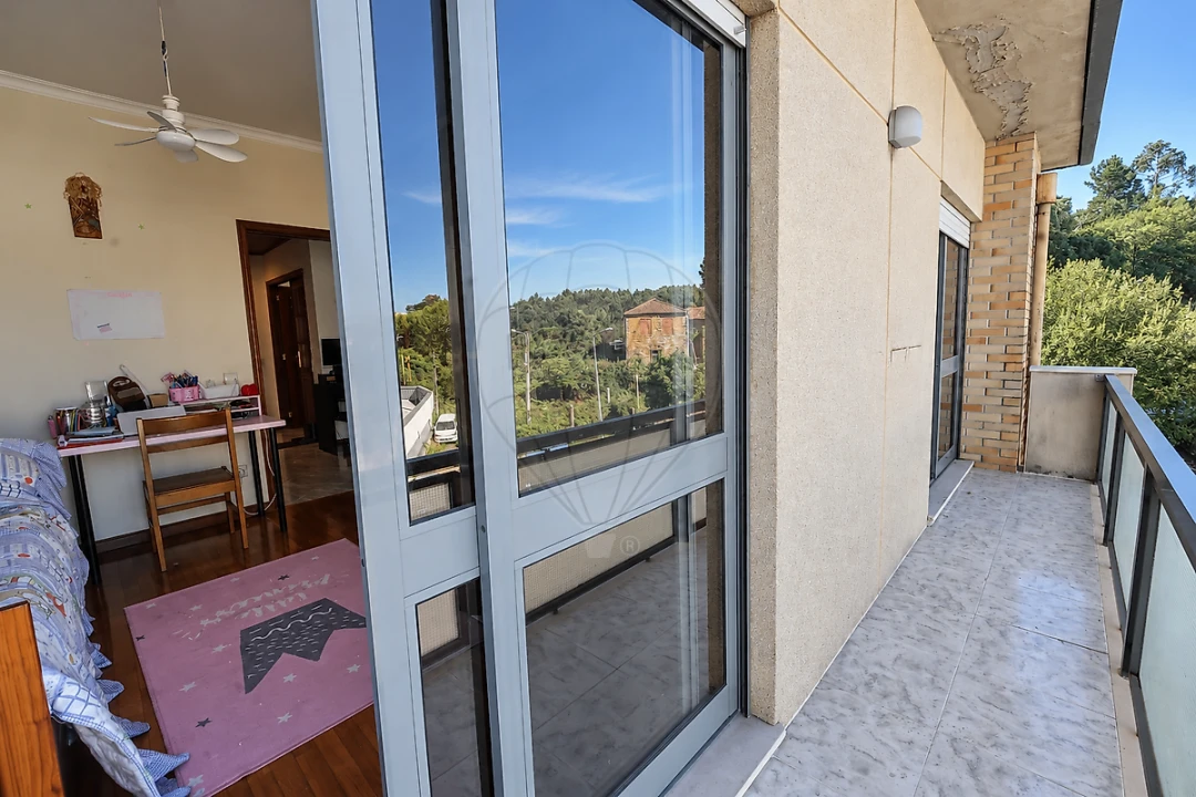 Apartamento T2 para Venda em Pedrouços Foto 19