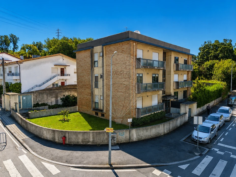 Apartamento T2 para Venda em Pedrouços Foto 21