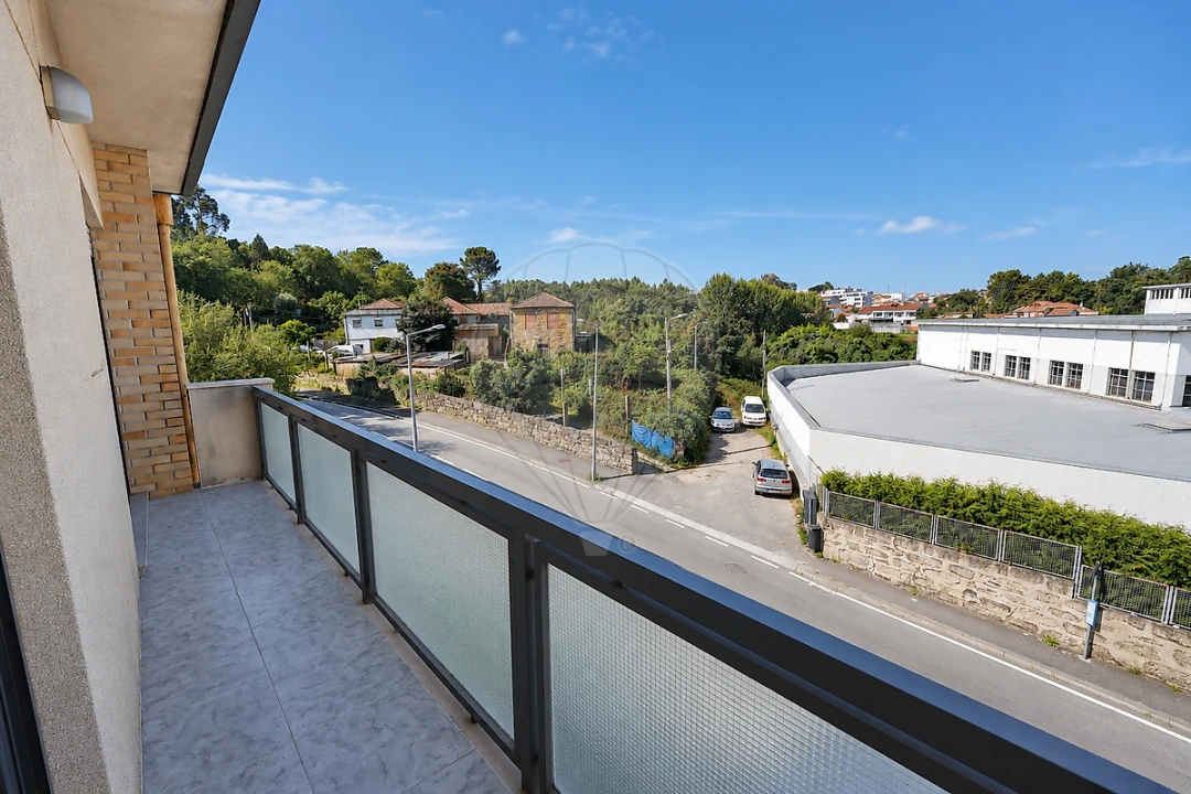 Apartamento T2 para Venda em Pedrouços Foto 18