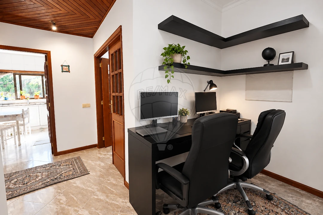 Apartamento T2 para Venda em Pedrouços Foto 6