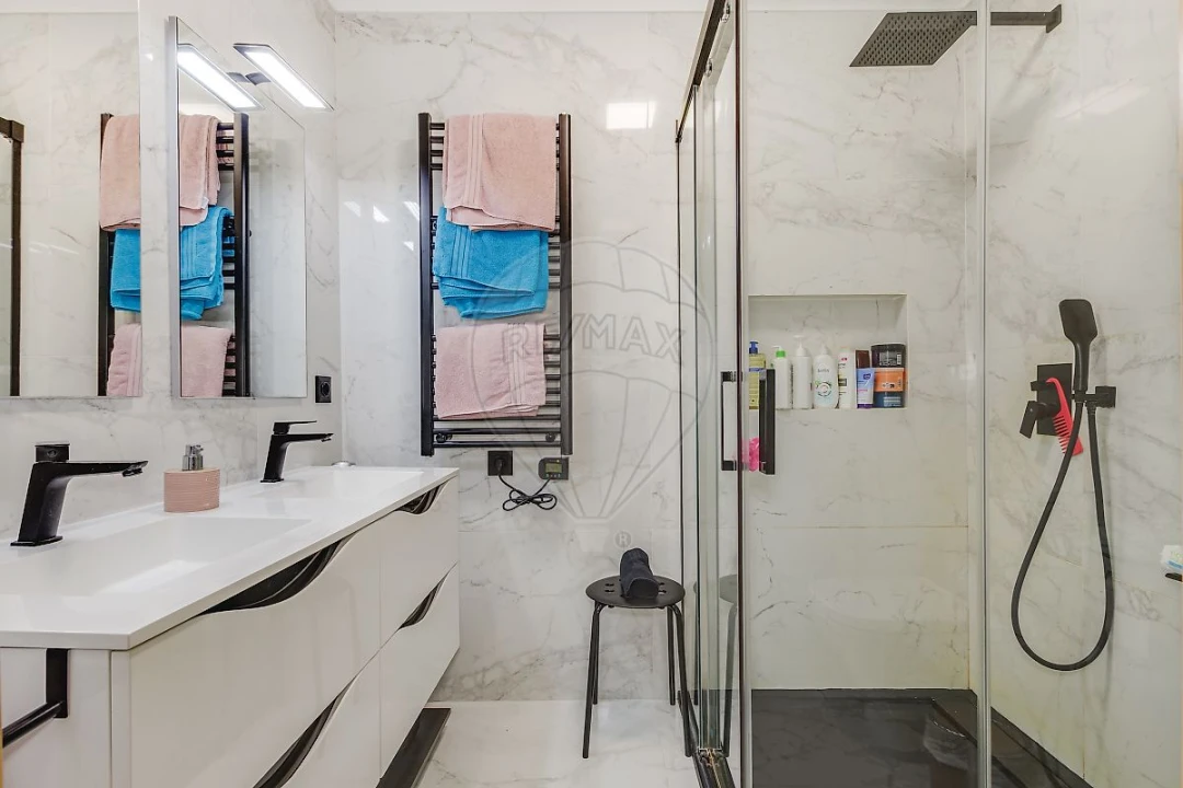 Apartamento T4 para Venda em Queluz e Belas Foto 15