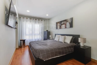Apartamento T4 para Venda em Queluz e Belas