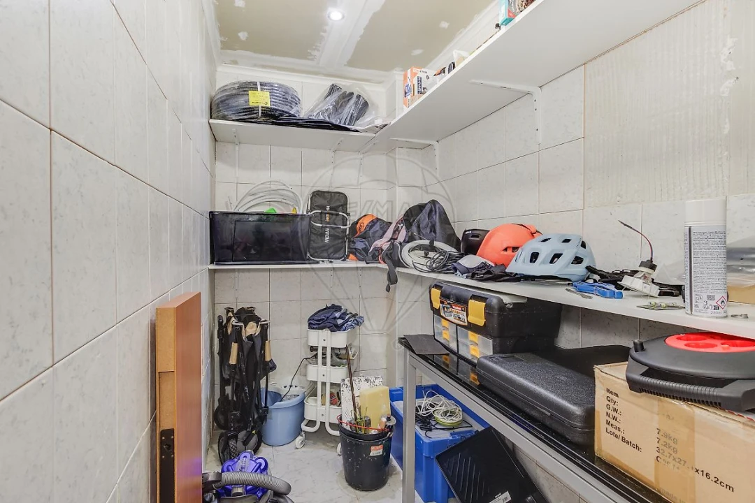 Apartamento T4 para Venda em Queluz e Belas Foto 30