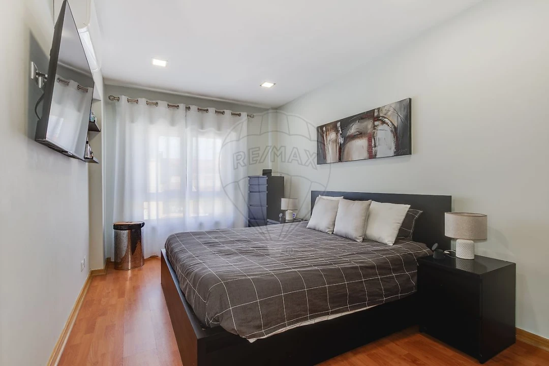 Apartamento T4 para Venda em Queluz e Belas Foto 16