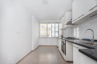 Apartamento T1 para Arrendamento em Algés, Linda-A-Velha e Cruz Quebrada-Dafundo