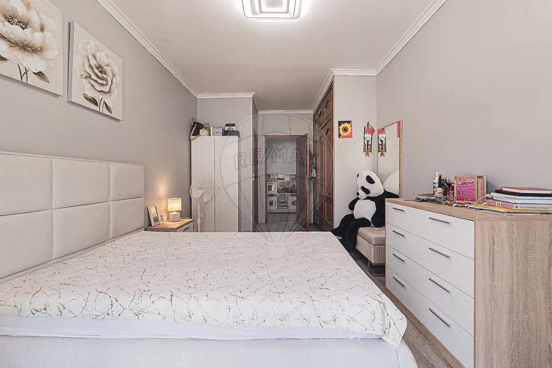 Apartamento T3 para Venda em Quinta do Conde Foto 2