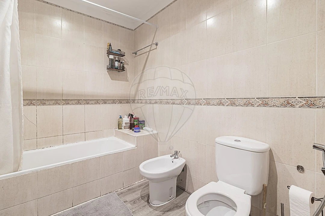 Apartamento T3 para Venda em Quinta do Conde Foto 15