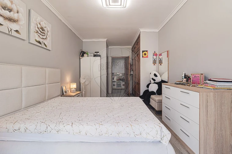 Apartamento T3 para Venda em Quinta do Conde Foto 2