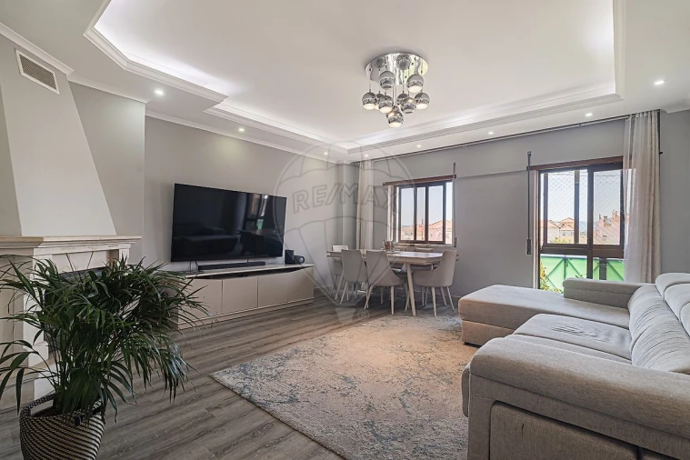 Apartamento T3 para Venda em Quinta do Conde Foto 28