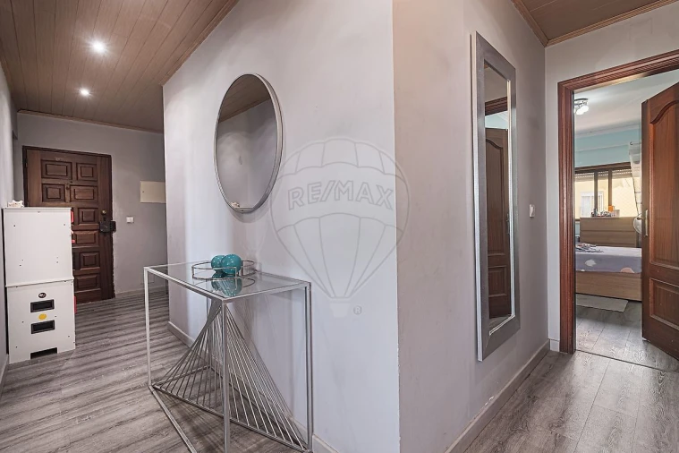 Apartamento T3 para Venda em Quinta do Conde Foto 11
