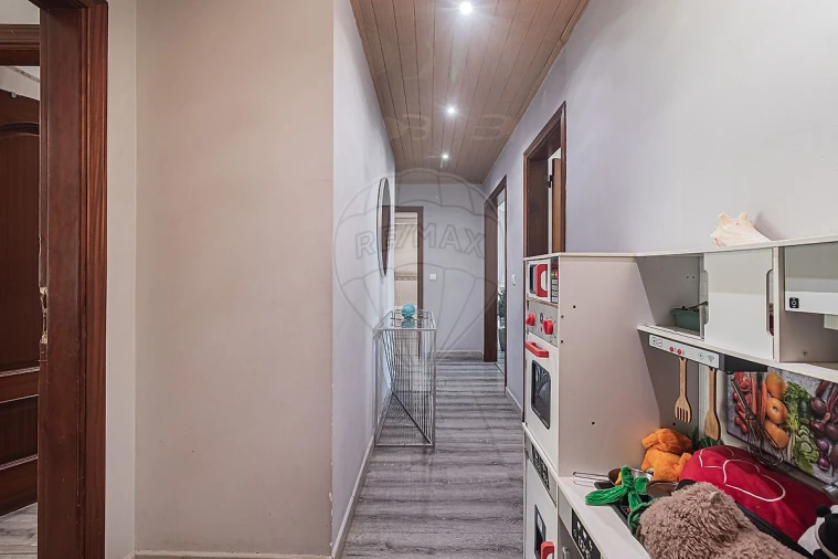 Apartamento T3 para Venda em Quinta do Conde Foto 22