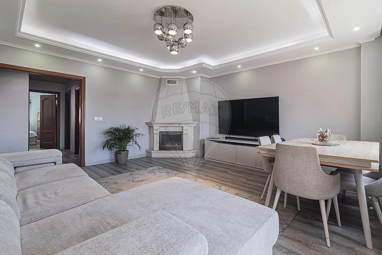 Apartamento T3 para Venda em Quinta do Conde Foto 9
