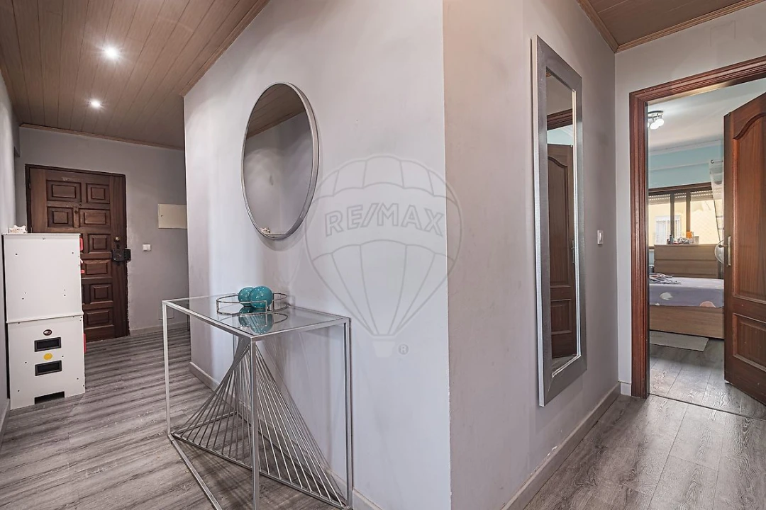 Apartamento T3 para Venda em Quinta do Conde Foto 11
