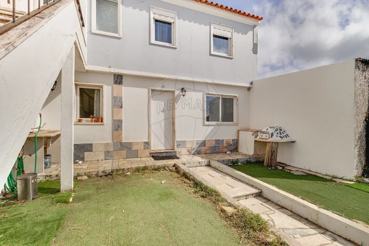 Moradia T4 para Venda em Malveira e São Miguel de Alcainça Foto 23