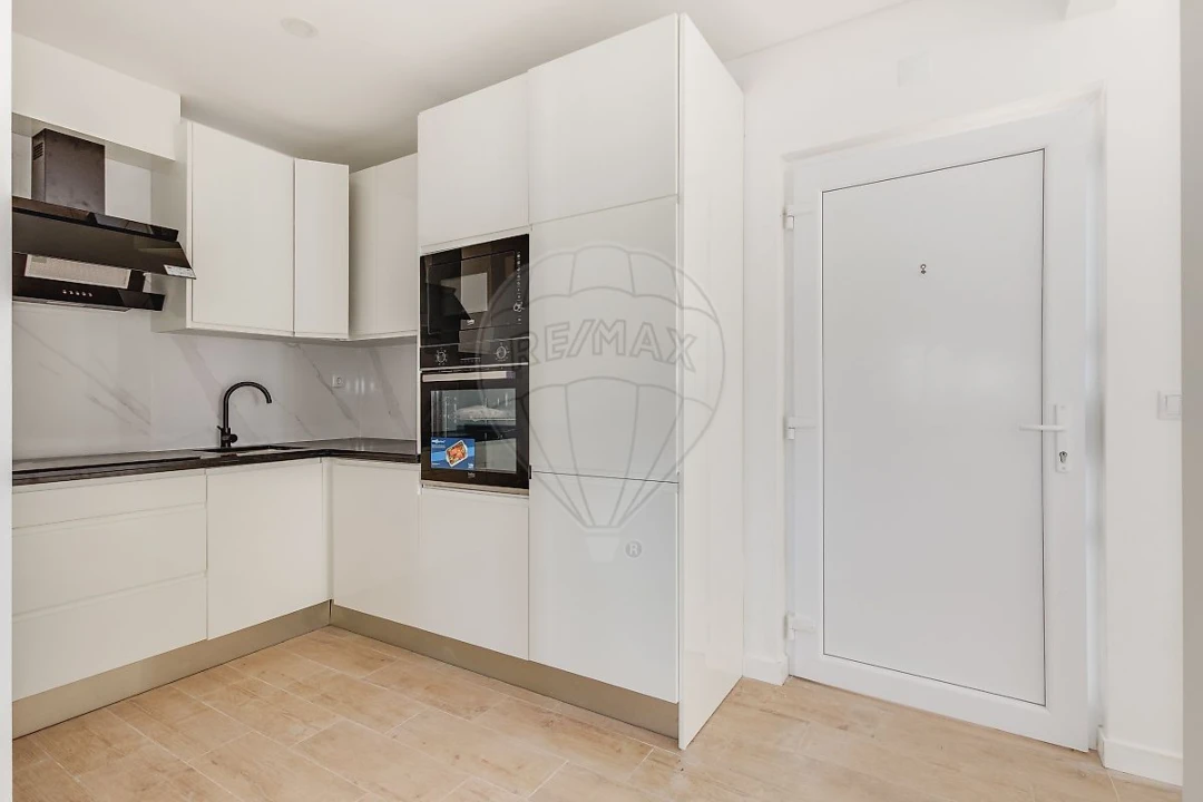 Moradia T3 para Venda em Santa Maria, São Pedro e Matacães Foto 11