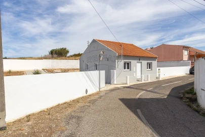 Moradia T3 para Venda em Santa Maria, São Pedro e Matacães
