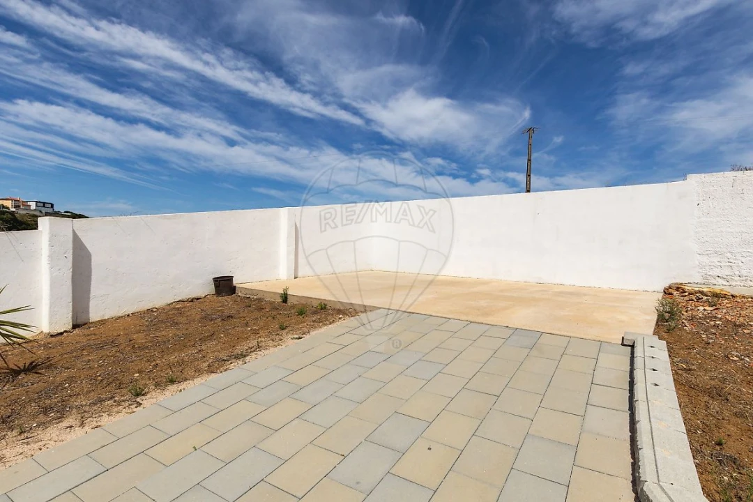 Moradia T3 para Venda em Santa Maria, São Pedro e Matacães Foto 33