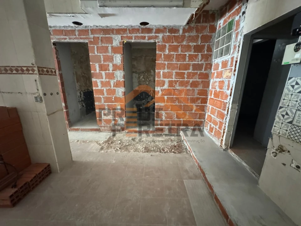 Loja para Arrendamento em Odivelas Foto 6