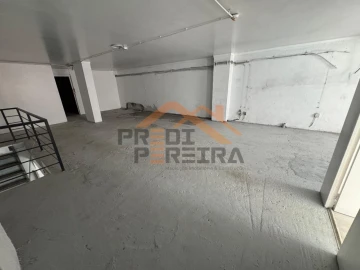 Loja para Arrendamento em Odivelas