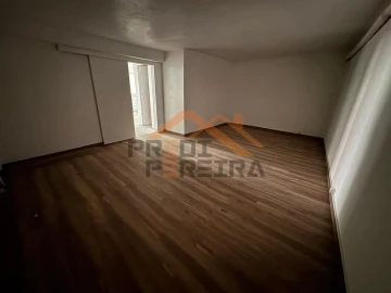 Loja para Arrendamento em Odivelas