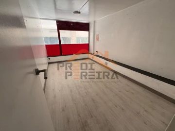 Loja para Arrendamento em Odivelas