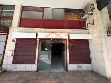 Loja para Arrendamento em Odivelas