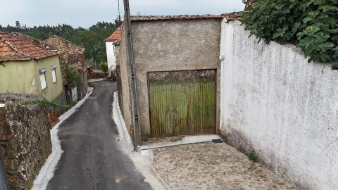 Moradia T1 para Venda em Carapinha