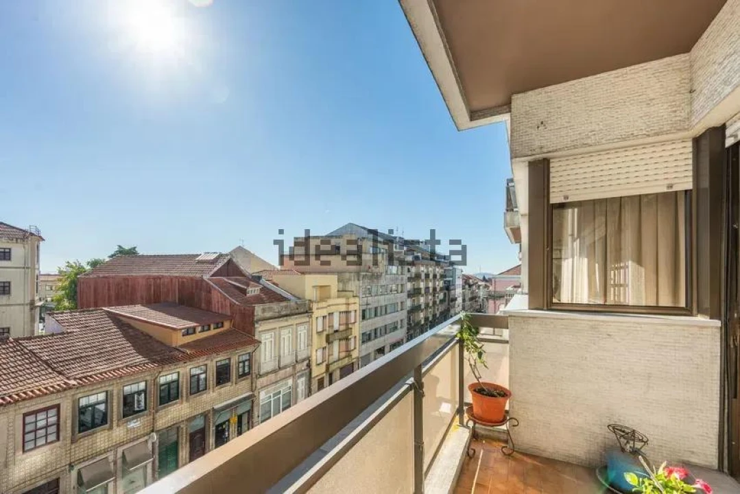 Apartamento T3 para Venda em Cedofeita, Santo Ildefonso, Sé, Miragaia, São Nicolau e Vitória Foto 1