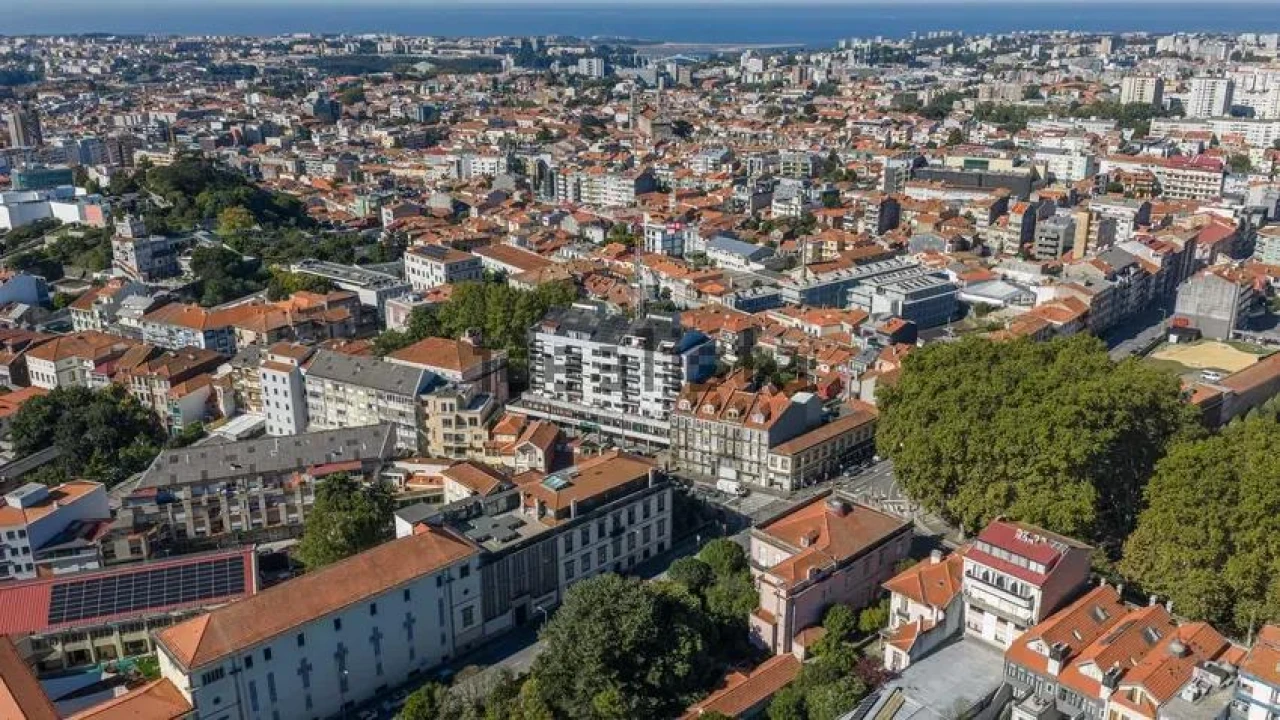 Apartamento T3 para Venda em Cedofeita, Santo Ildefonso, Sé, Miragaia, São Nicolau e Vitória Foto 8