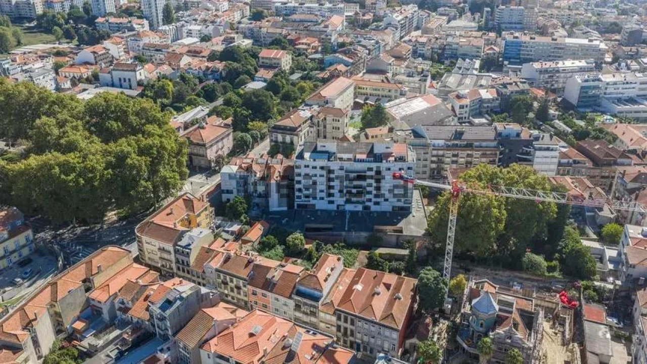 Apartamento T3 para Venda em Cedofeita, Santo Ildefonso, Sé, Miragaia, São Nicolau e Vitória Foto 9