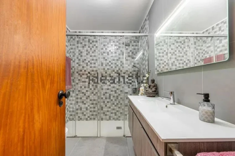 Apartamento T3 para Venda em Cedofeita, Santo Ildefonso, Sé, Miragaia, São Nicolau e Vitória Foto 23