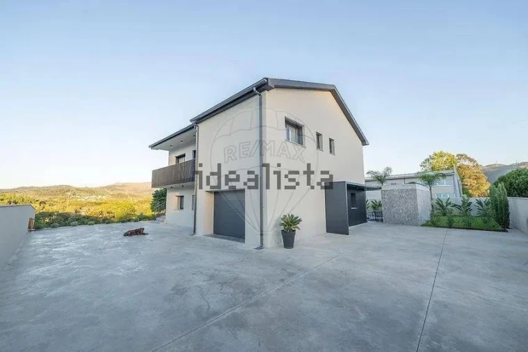 Moradia T3 para Venda em Taide Foto 41
