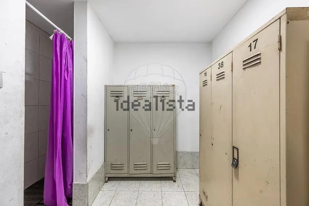 Negócio para Venda em Cidade da Maia Foto 17