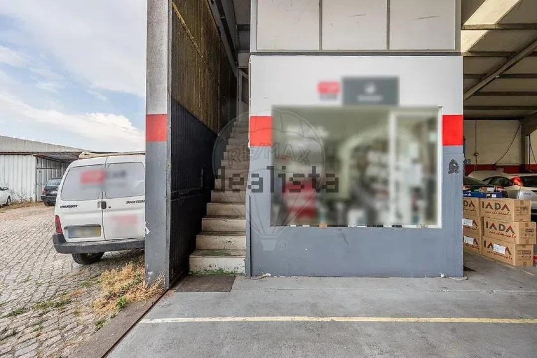 Negócio para Venda em Cidade da Maia Foto 21