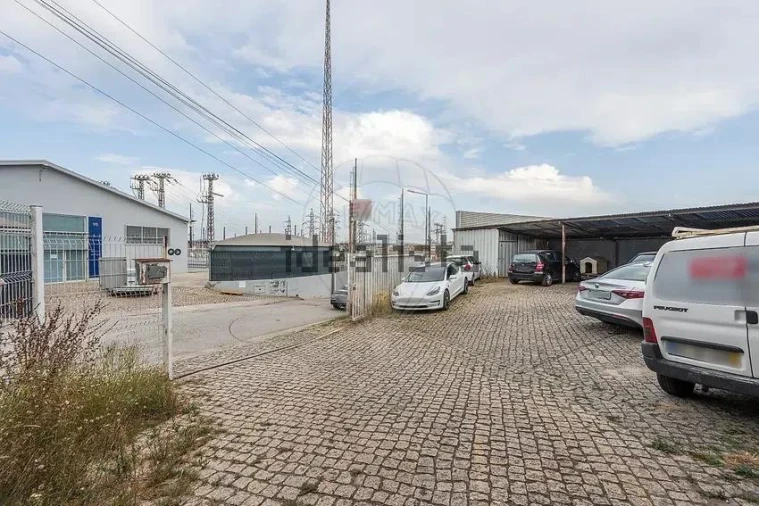 Negócio para Venda em Cidade da Maia Foto 23