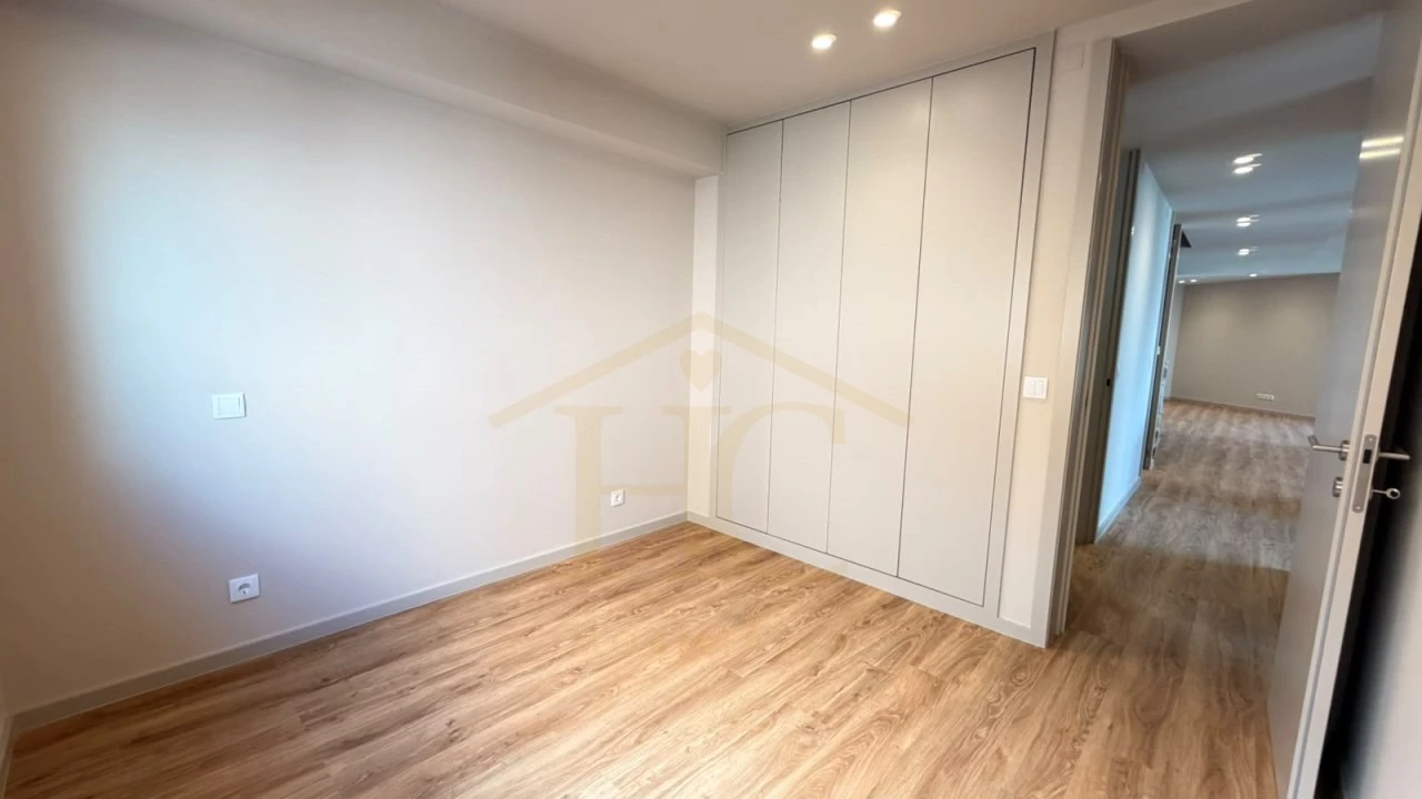 Apartamento T3 para Venda em Póvoa de Varzim, Beiriz e Argivai Foto 5