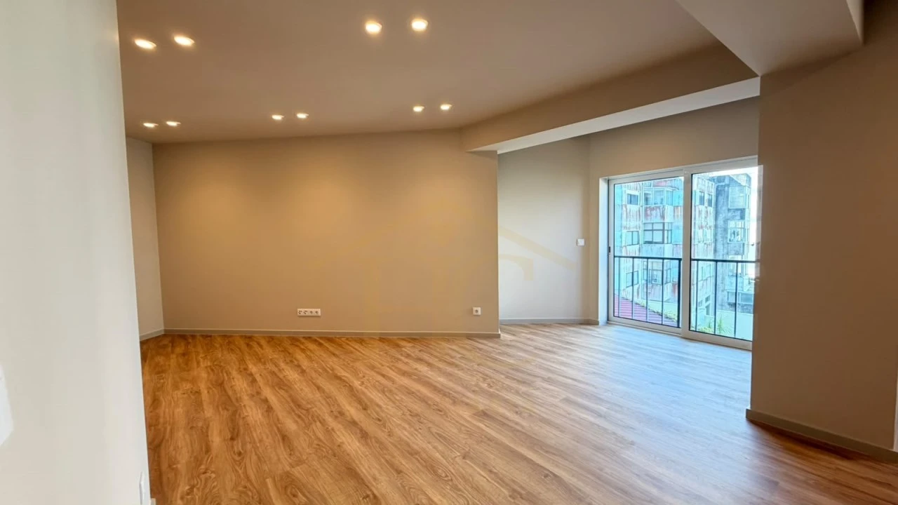 Apartamento T3 para Venda em Póvoa de Varzim, Beiriz e Argivai Foto 9