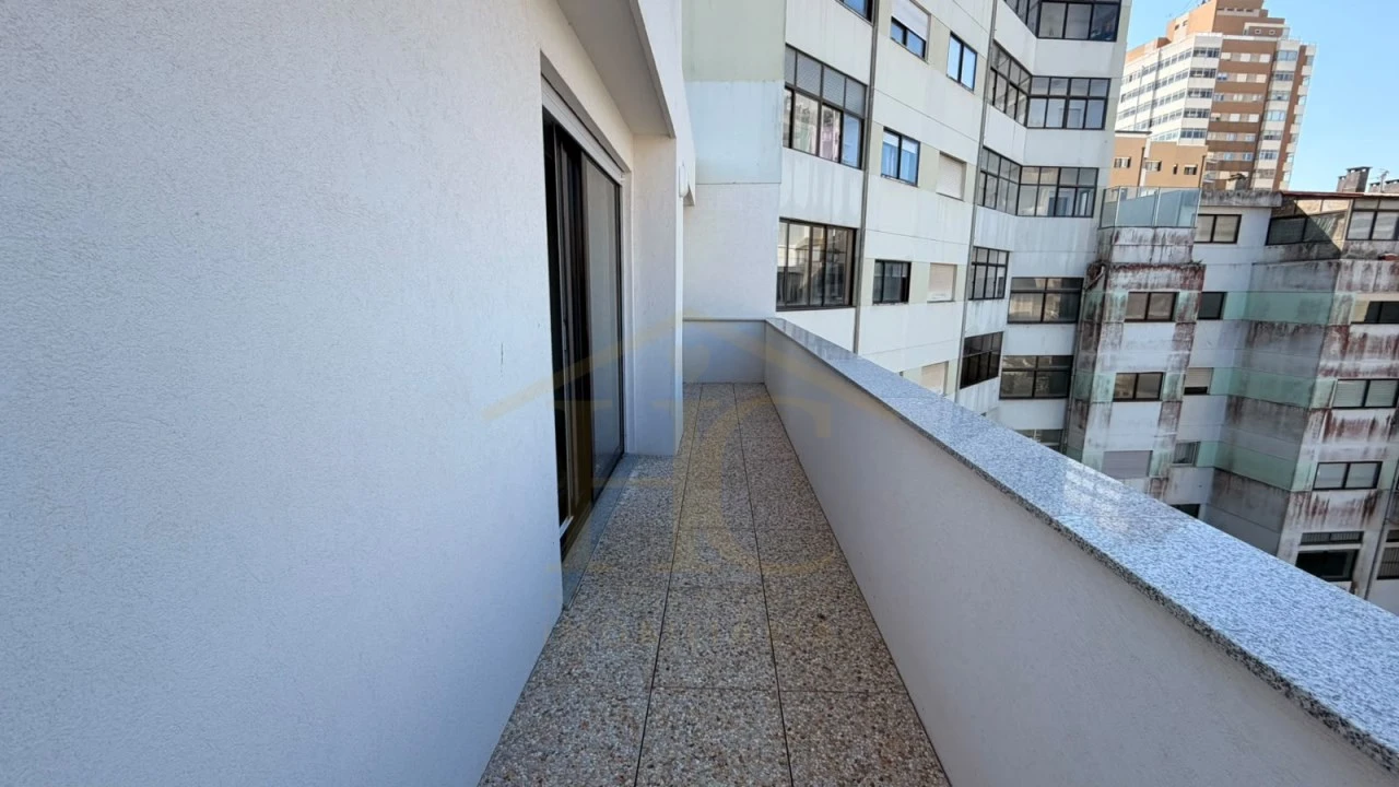 Apartamento T3 para Venda em Póvoa de Varzim, Beiriz e Argivai Foto 18